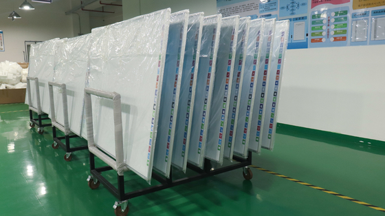OEM IR Interactive Electronic Smart Whiteboard Finger Touch 82inch